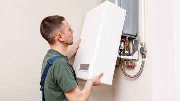 Cosa sapere sulla normativa che regola lo scaldabagno a gas 